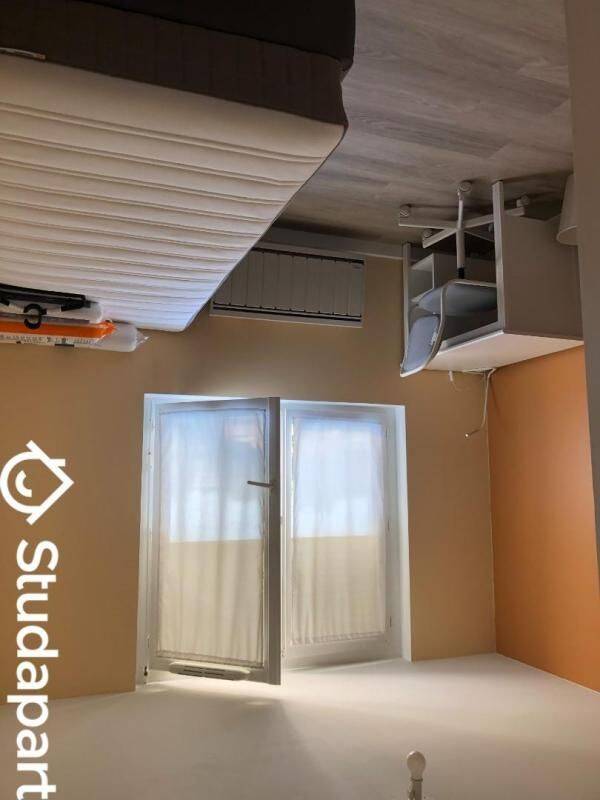 1 pièce 9 m² · à Pessac · 9 m² · 585 €