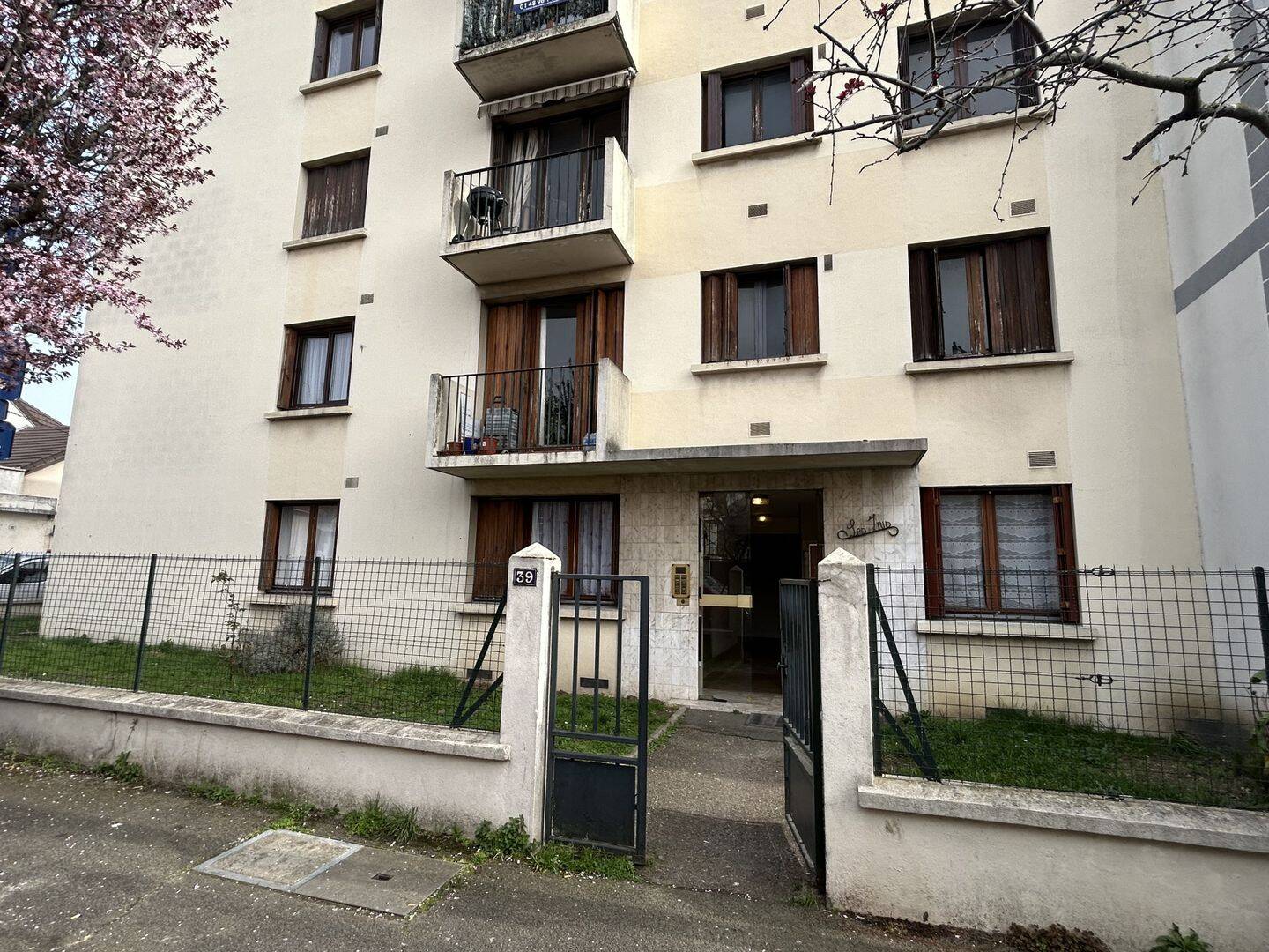 Appartement 1 pièce 33 m² · à Drancy · 33 m² · 107 000 €