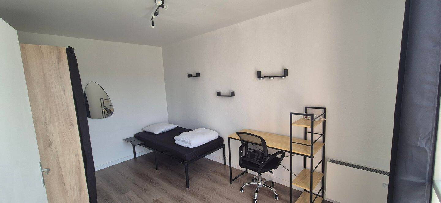 4 pièces 75 m² · à Rennes · 75 m² · 490 €