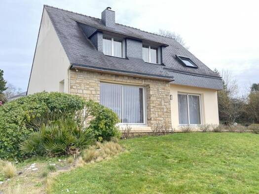 Maison à vendre 344 040 € 5 pièces 4 chambres 148 m² 812 m² de terrain Locminé 56500