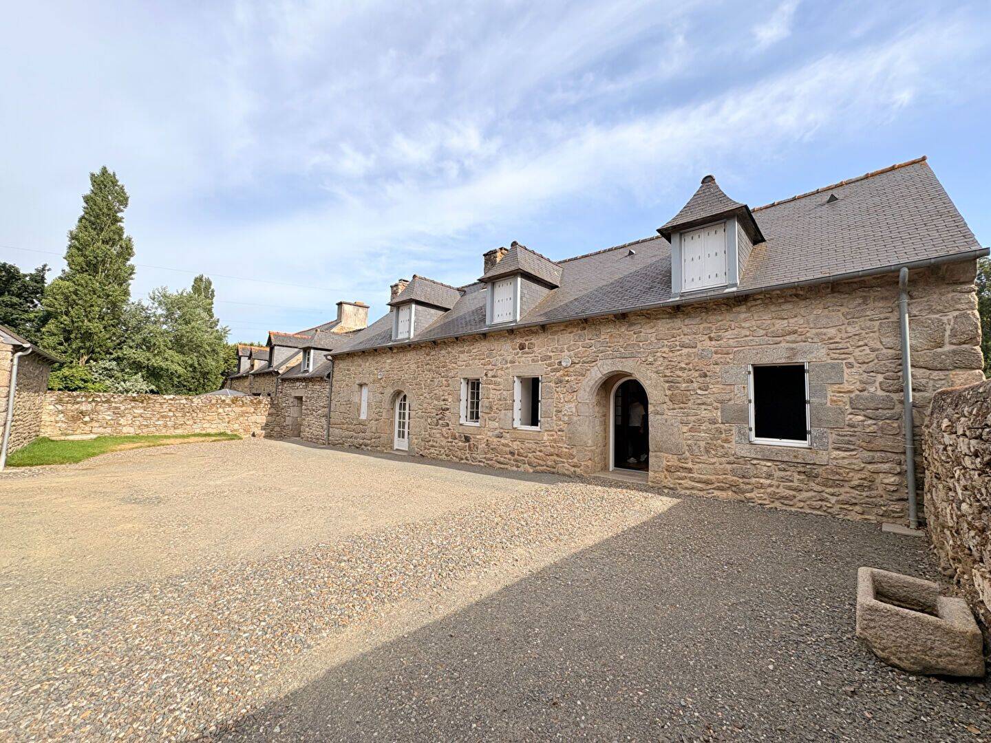 Maison 5 pièces 107 m² · à Plaine-Haute · 107 m² · 983 €