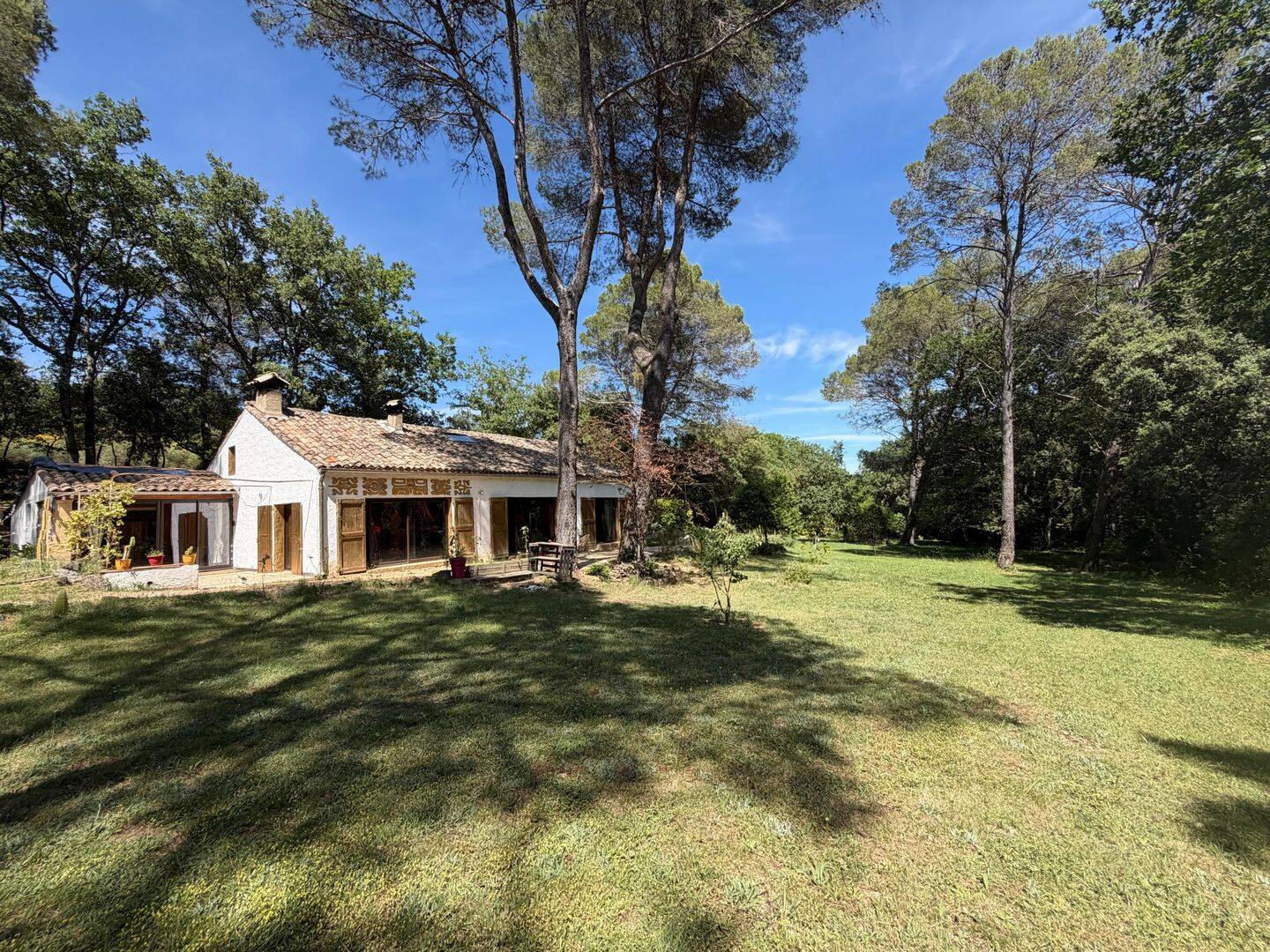 Maison 5 pièces 194 m² · à Serviers-Et-Labaume · 194 m² · 800 000 €