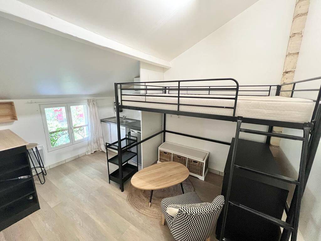 Appartement 1 pièce 15 m² · à Maisons-Laffitte · 15,3 m² · 700 €