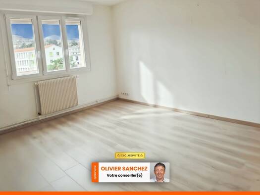 Appartement à vendre 155 000 € 3 pièces 2 chambres 63 m² Étage 3/6 Mont Doré-Saint Guillaume Beaumont 63110