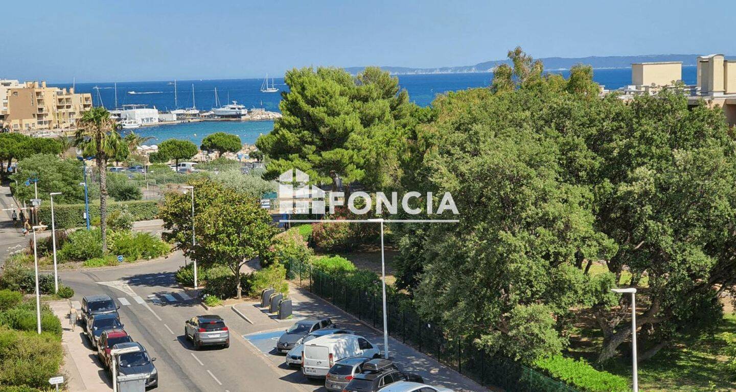 Appartement 2 pièces 33 m² · à Bormes-les-Mimosas · 32,8 m² · 279 000 €
