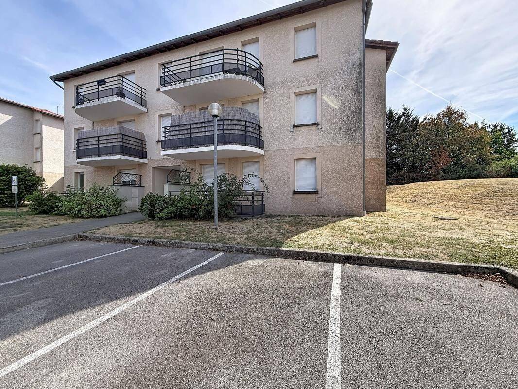 Appartement 3 pièces 54 m² · à Montchanin · 54 m² · 82 000 €