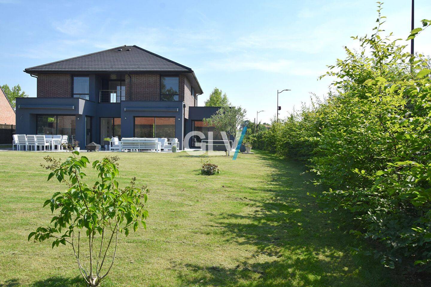 Maison 7 pièces 238 m² · à Villeneuve-d'Ascq · 238 m² · 949 000 €
