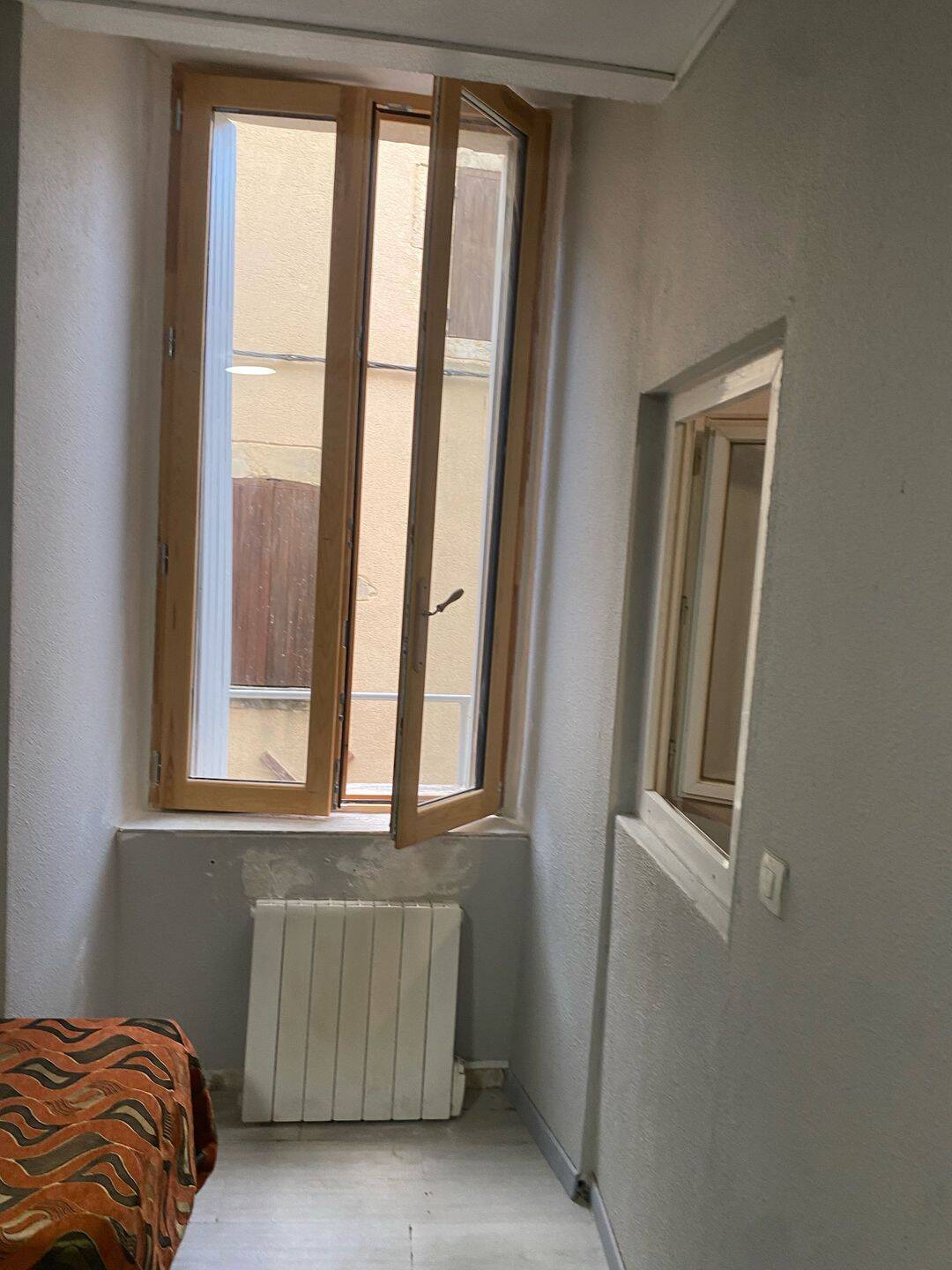 Appartement 1 pièce 40 m² · à Bagnols-sur-Cèze · 40 m² · 550 €/mois