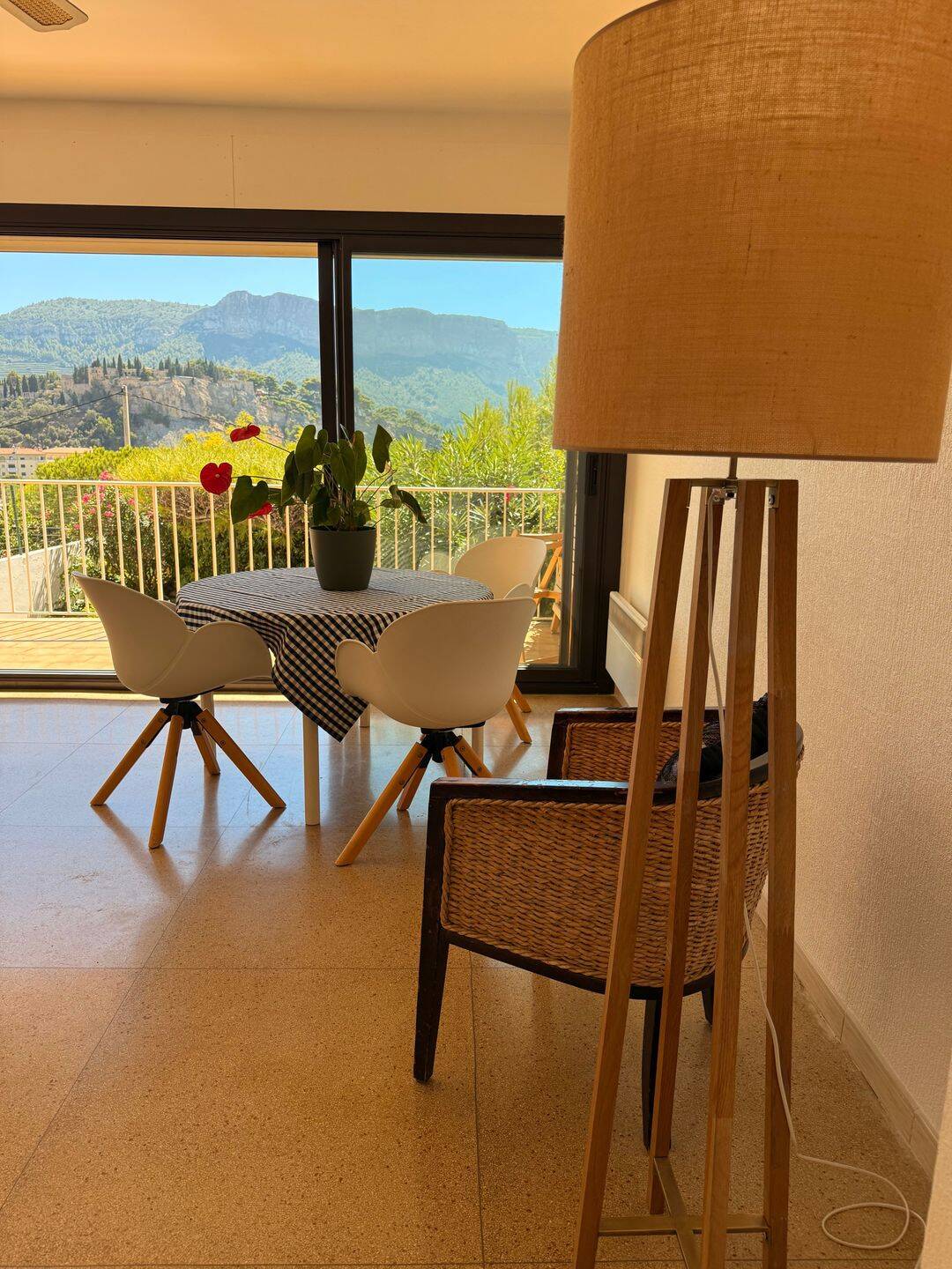 Appartement 2 pièces 52 m² · à Cassis · 52 m² · 1 550 €/mois