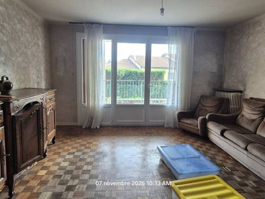 Appartement à vendre 79 000 € 4 pièces 3 chambres 83 m² Étage 1/5 Fauriel Saint-Étienne 42100