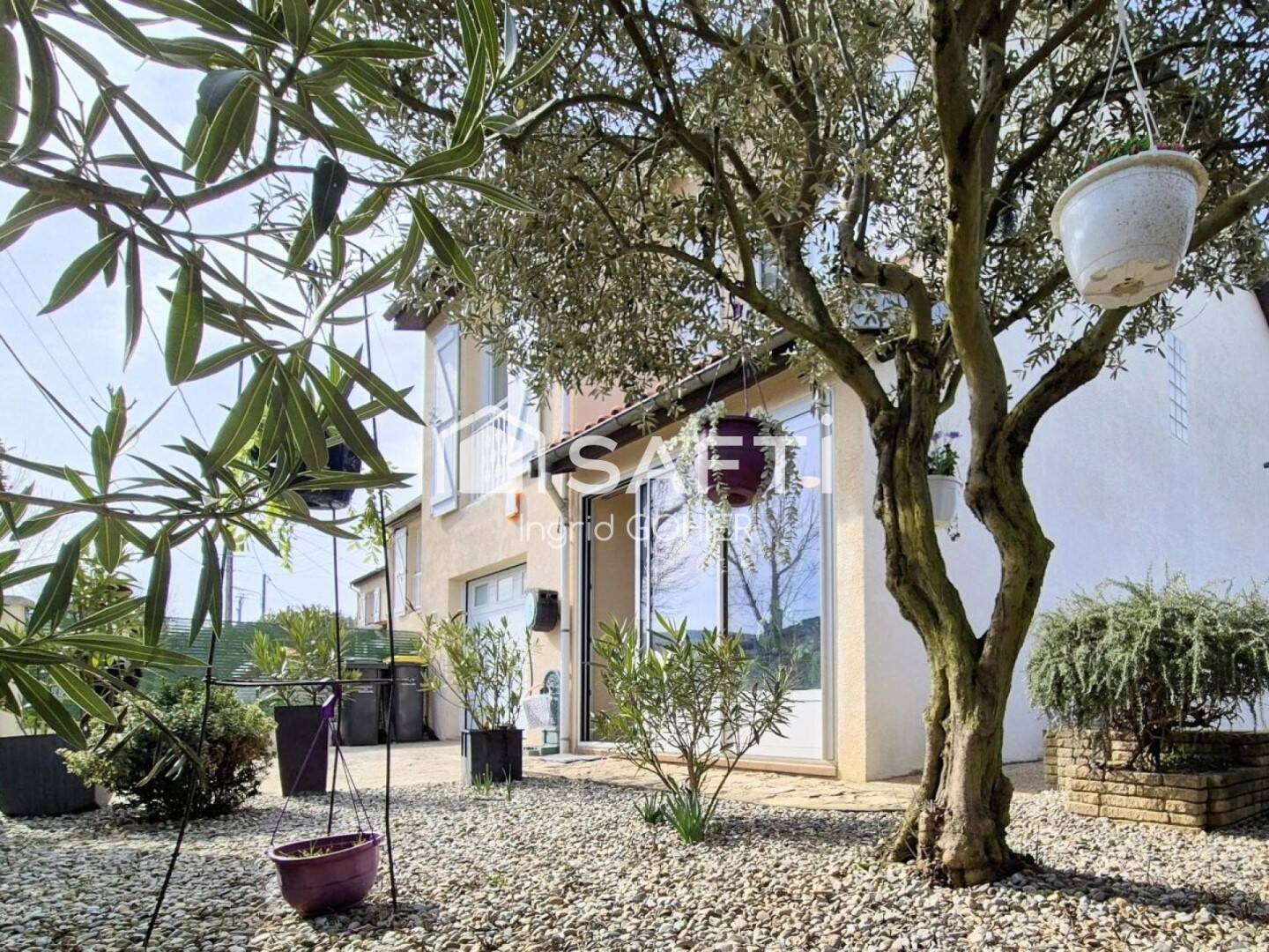 Maison 5 pièces 117 m² · à Laroque-d'Olmes · 117 m² · 137 000 €