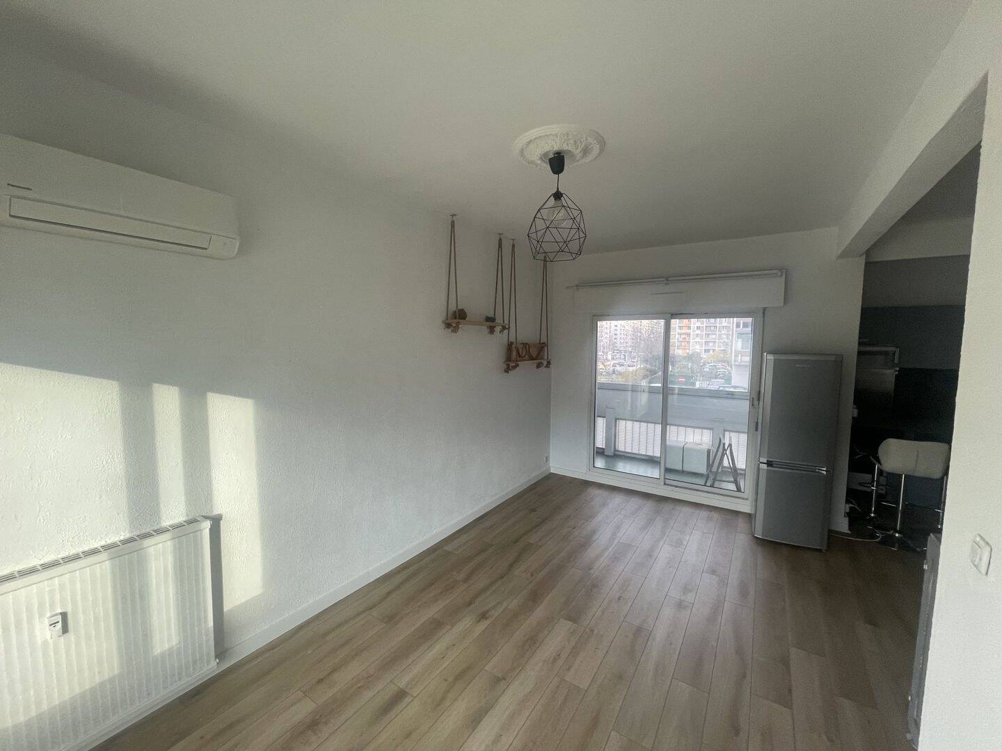 Appartement 3 pièces 60 m² · à Grenoble · 60 m² · 105 000 €