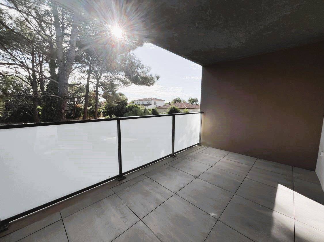 Appartement 3 pièces 62 m² · à Garons · 61,5 m² · 830 €