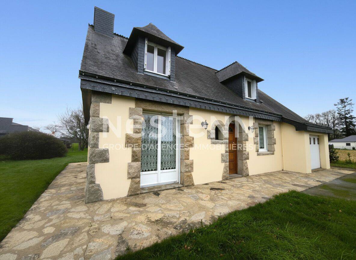 Maison 4 pièces 99 m² · à Sérent · 99 m² · 820 €/mois