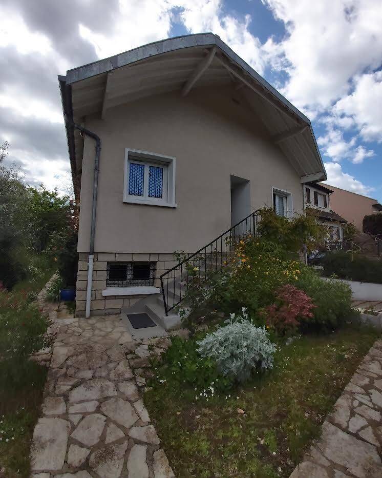 Maison 7 pièces 130 m² · à Nanterre · 130 m² · 720 000 €