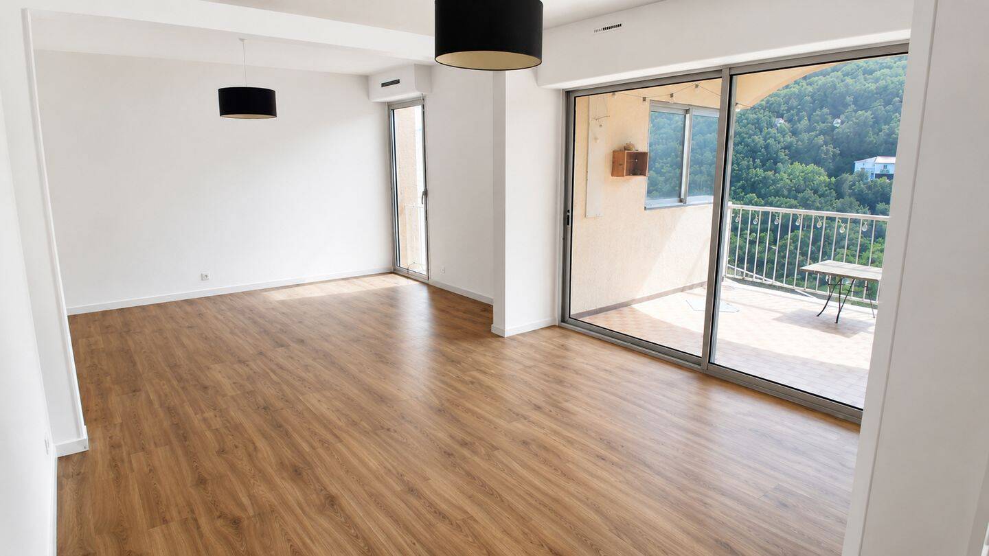 Appartement 4 pièces 91 m² · à Santa-Maria-Di-Lota · 91 m² · 1 150 €