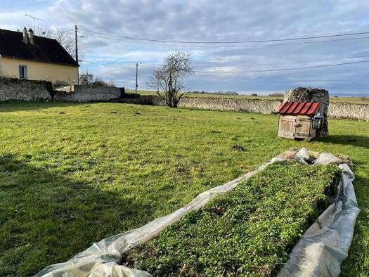 Terrain constructible à vendre 88 000 € 600 m² de terrain Bussières 77750