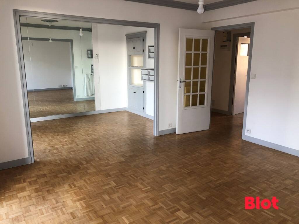 A LOUER - RENNES - BREQUIGNY - T5 - 80.76 m² — 1