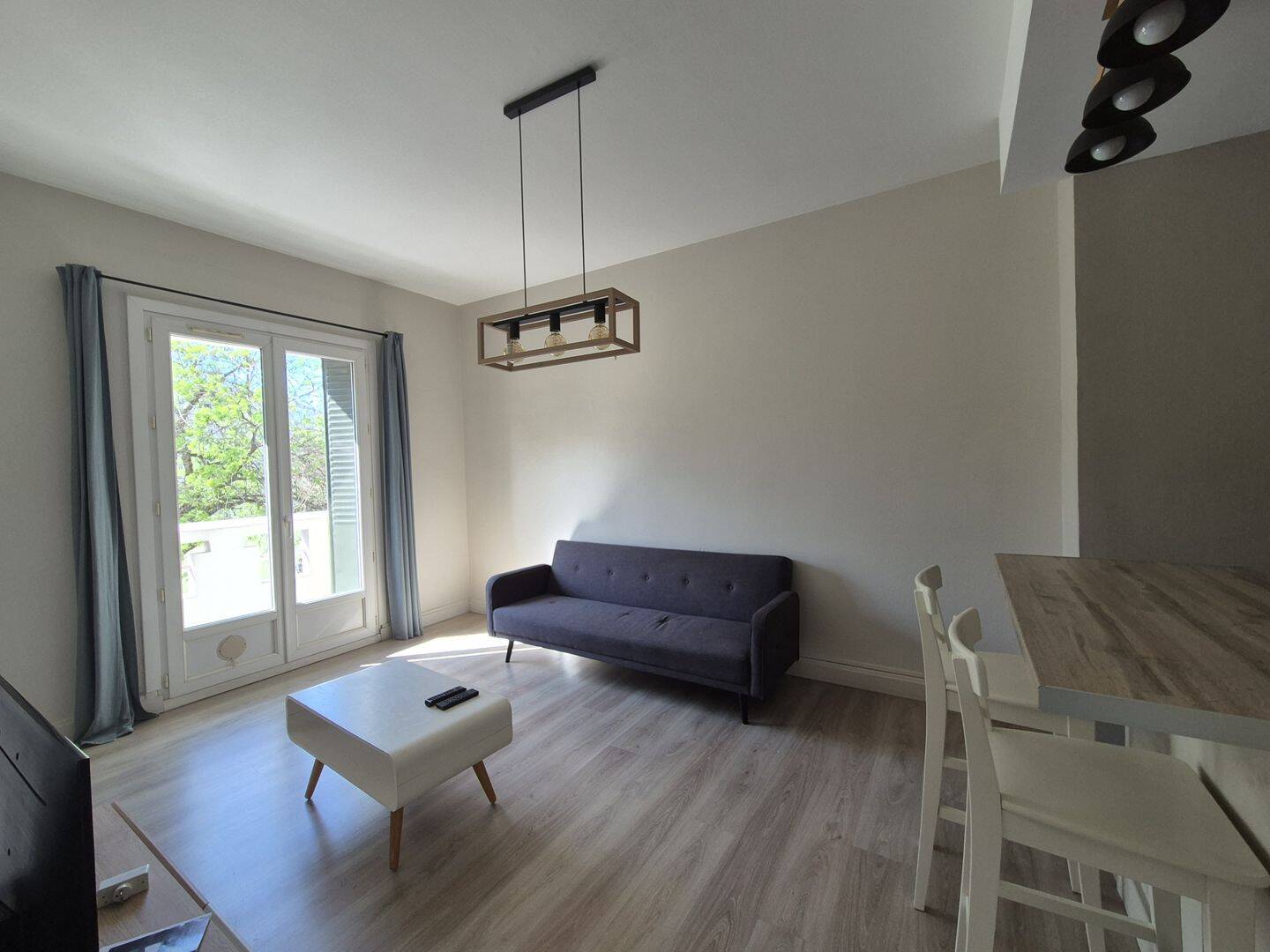 Appartement 2 pièces 35 m² · à Grenoble · 35,1 m² · 720 €/mois