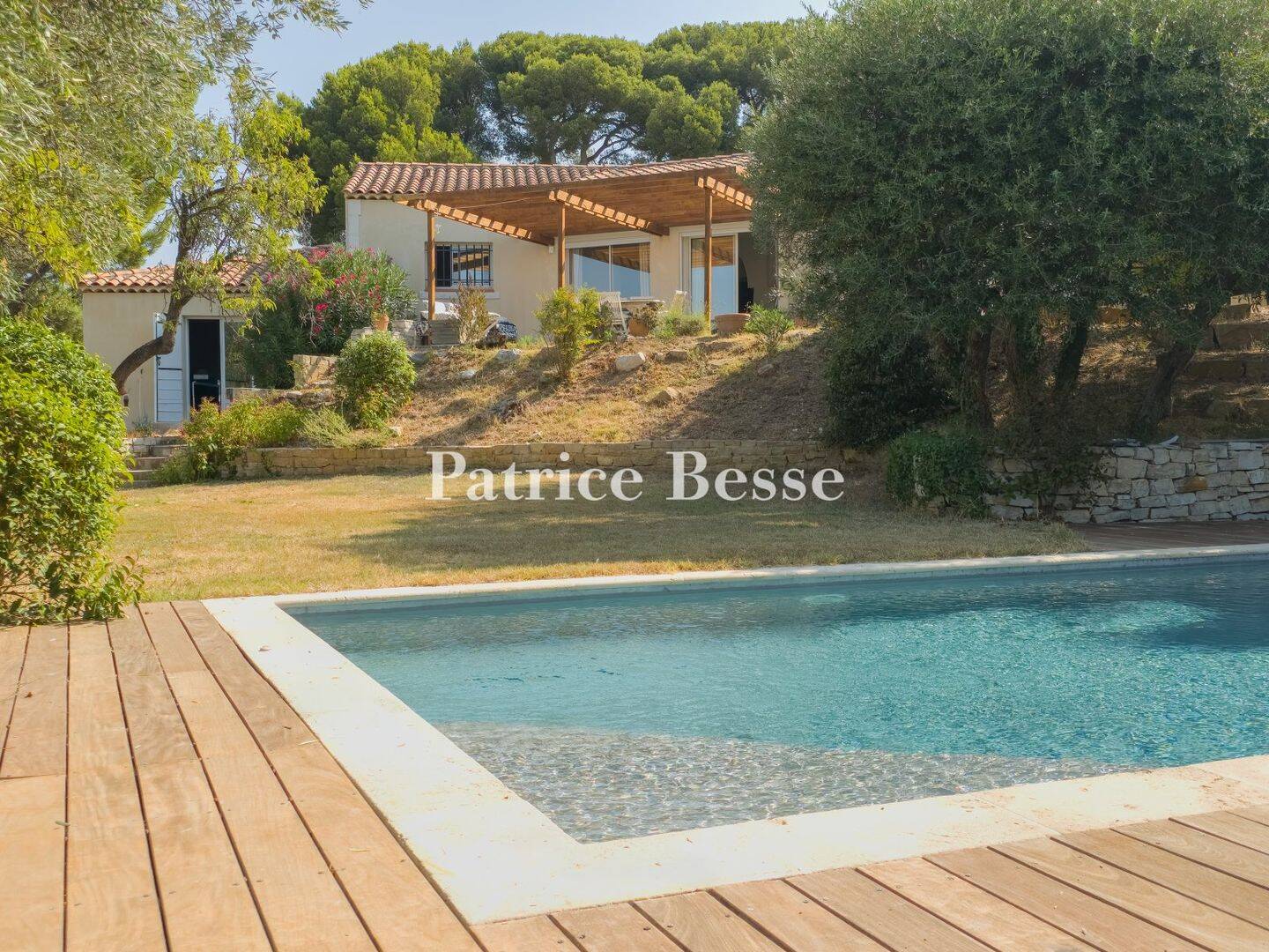 Maison 6 pièces 176 m² · à Marseille 13ème Arrondissement · 176 m² · 890 000 €
