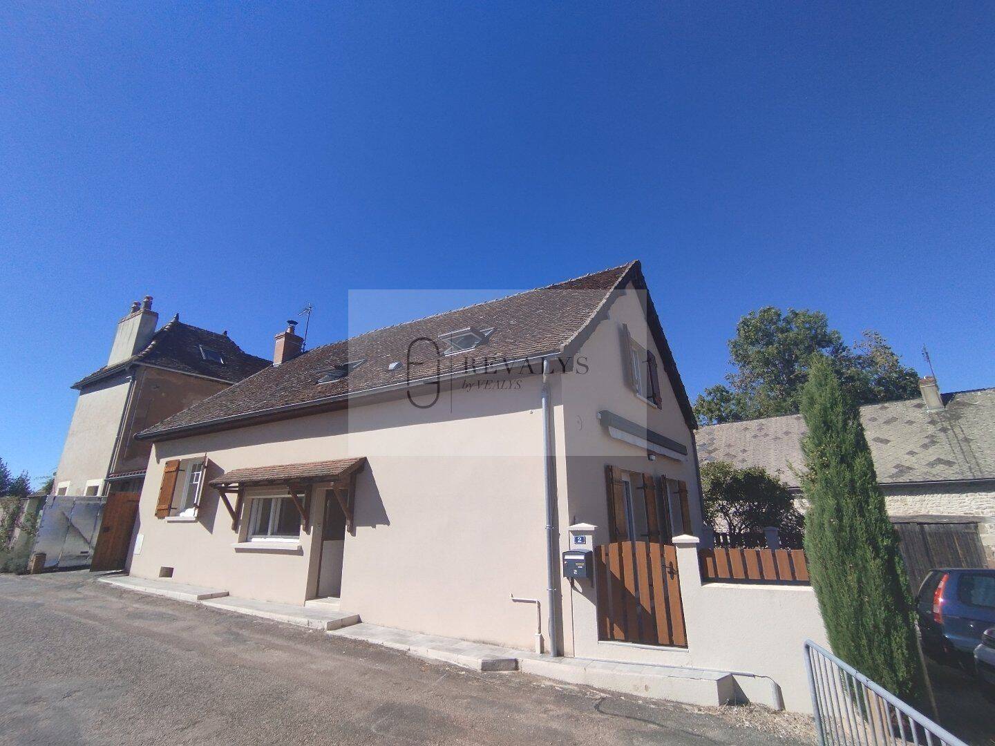Maison 6 pièces 118 m² · à Curgy · 118 m² · 175 000 €
