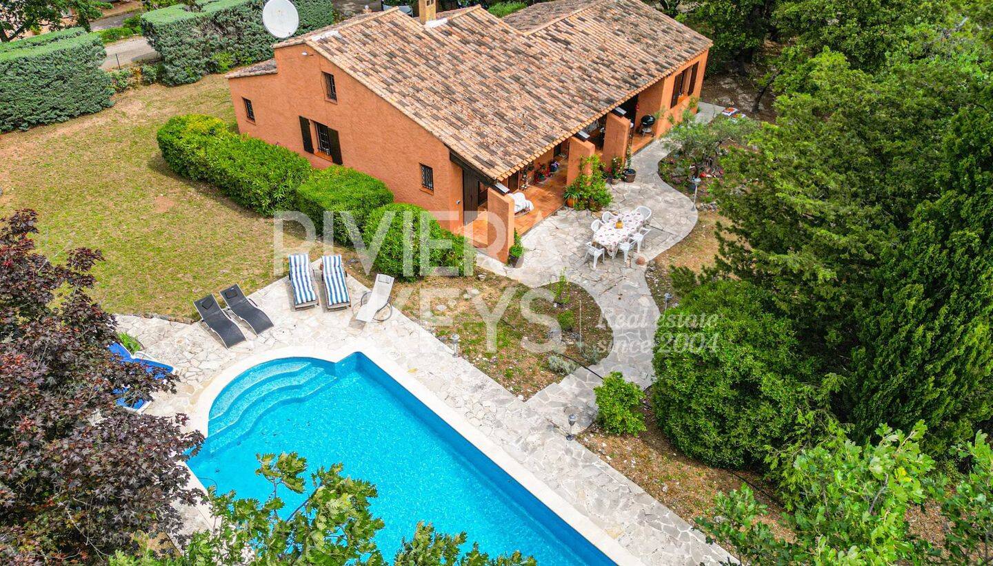 Maison 4 pièces 95 m² · à Le Thoronet · 95 m² · 420 000 €