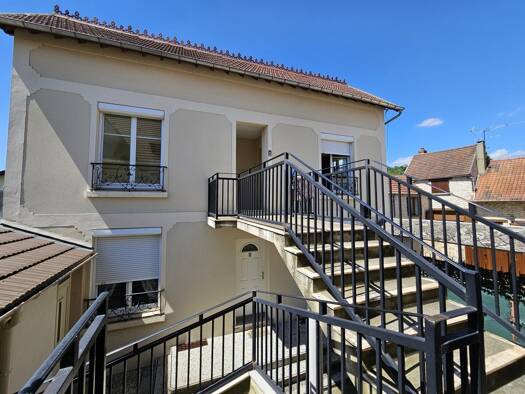 Duplex à louer 590 € 2 pièces 1 chambre 23,5 m² 11ème étage Nationale-Couture Limay 78520