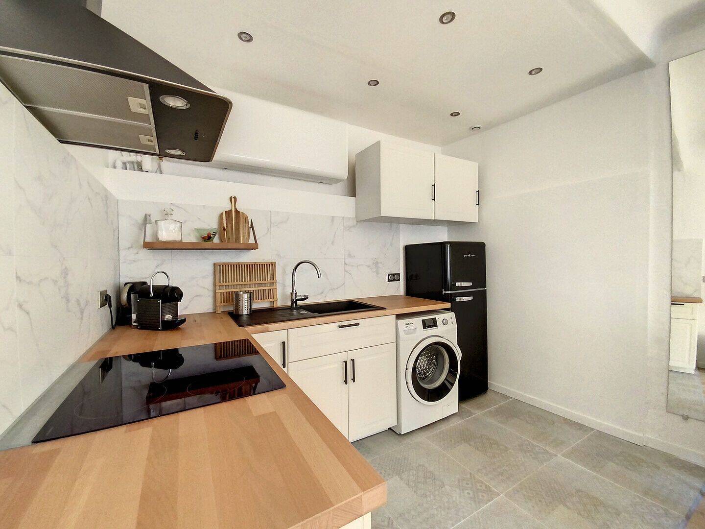 Appartement 2 pièces 43 m² · à Le Beausset · 43,3 m² · 702 €/mois