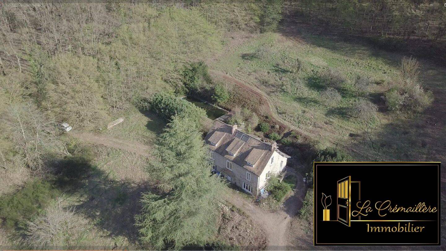 Maison 9 pièces 175 m² · à Roinville · 175 m² · 560 000 €