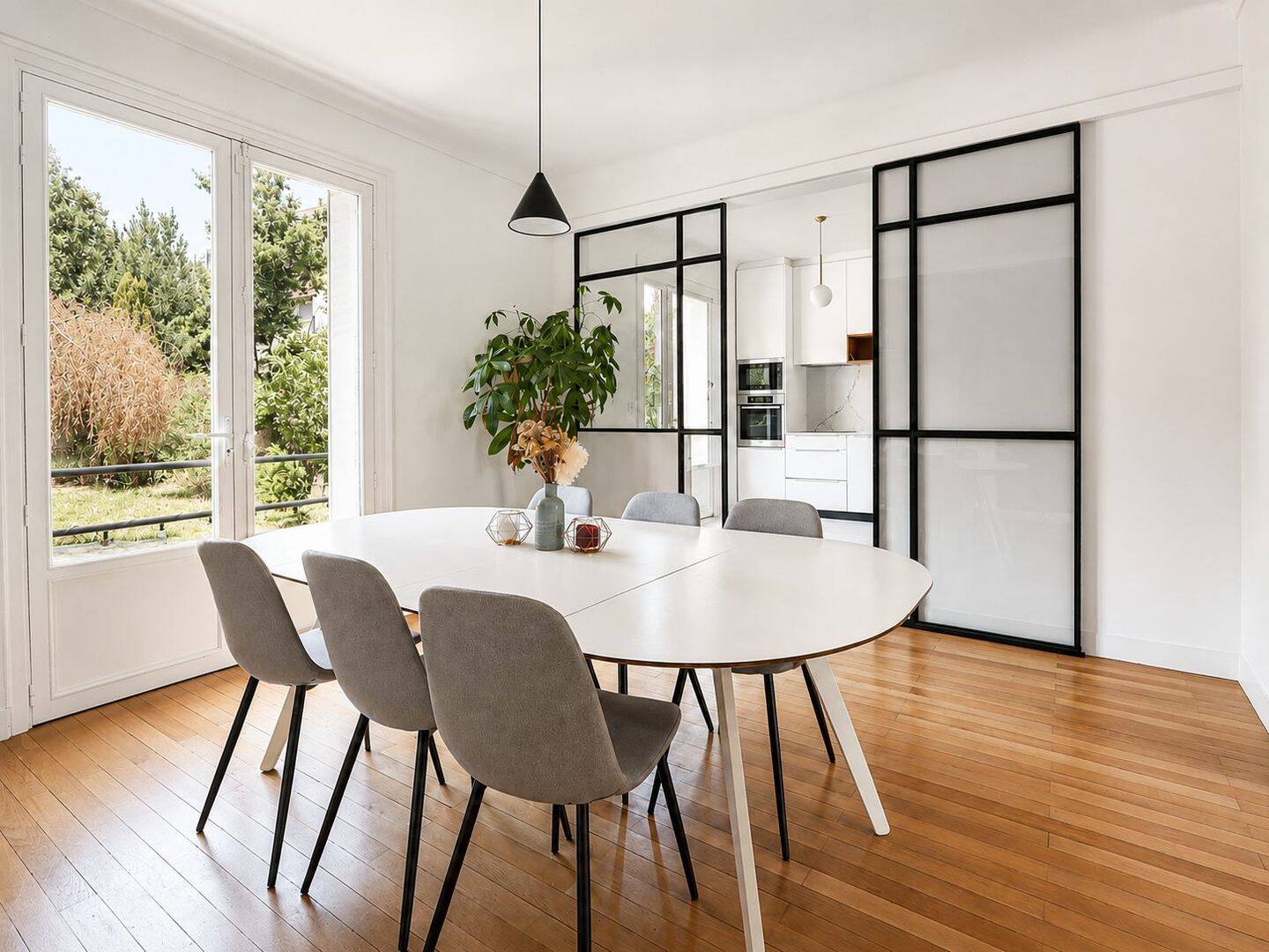 Maison meublée de 140 m² – Centre-ville de Nantes — 1