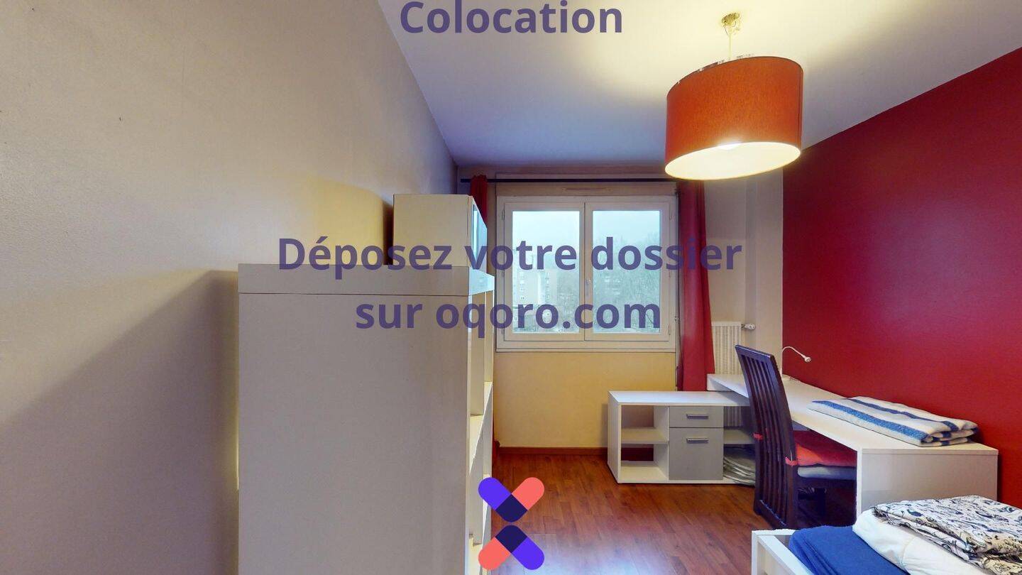 Chambre en colocation appartement meublé — 1