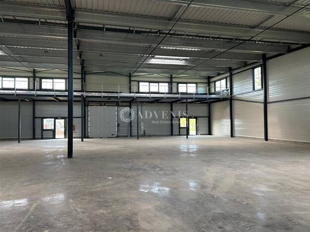 Local d'activités à louer 41 431 € 4 735 m² d'espace de stockage divisible Joué Sud Joué-lès-Tours 37300