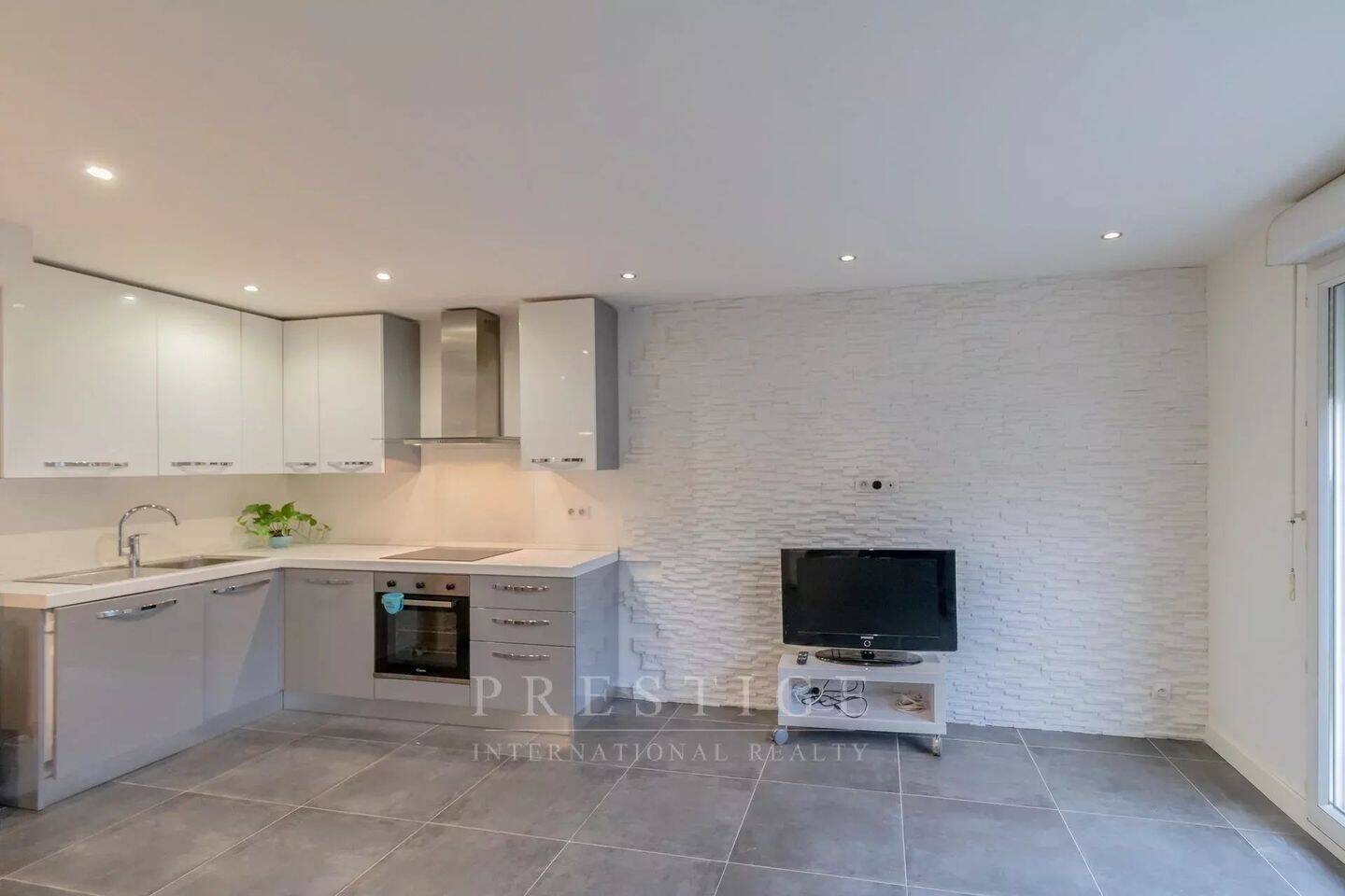Appartement 2 pièces 39 m² · à Cannes · 38,7 m² · 159 000 €