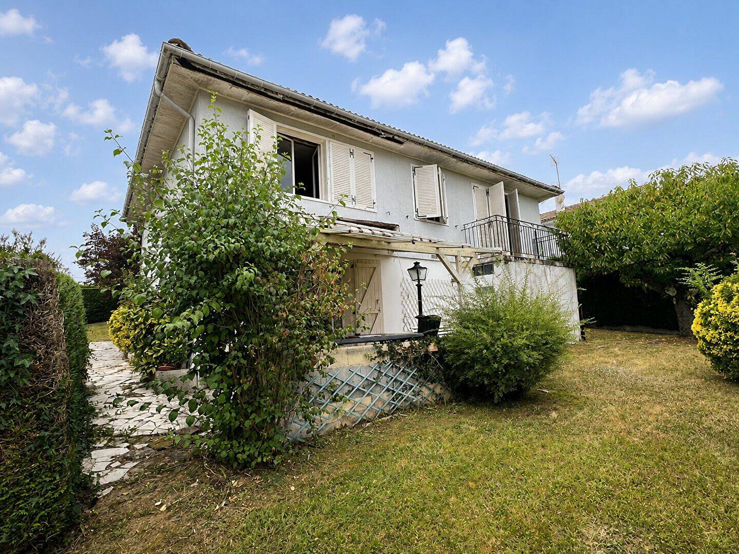 Maison 4 pièces 111 m² · à Gan · 111 m² · 167 900 €