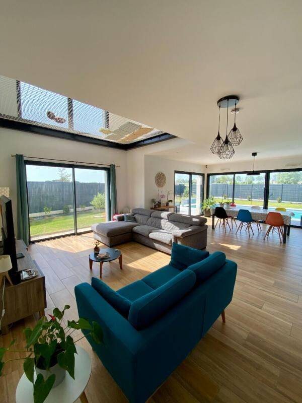 Maison 6 pièces 162 m² · à Courseulles-sur-Mer · 162 m² · 599 900 €