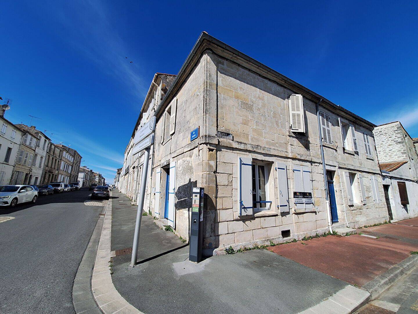 Maison 3 pièces 66 m² · à Rochefort · 66 m² · 140 000 €