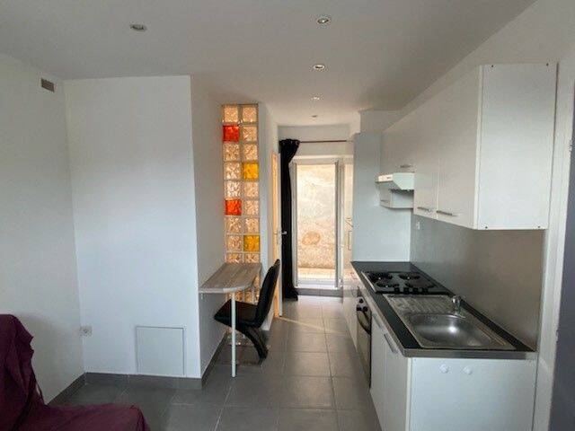 Saint Victoret ' Immeuble de 3 Studios '