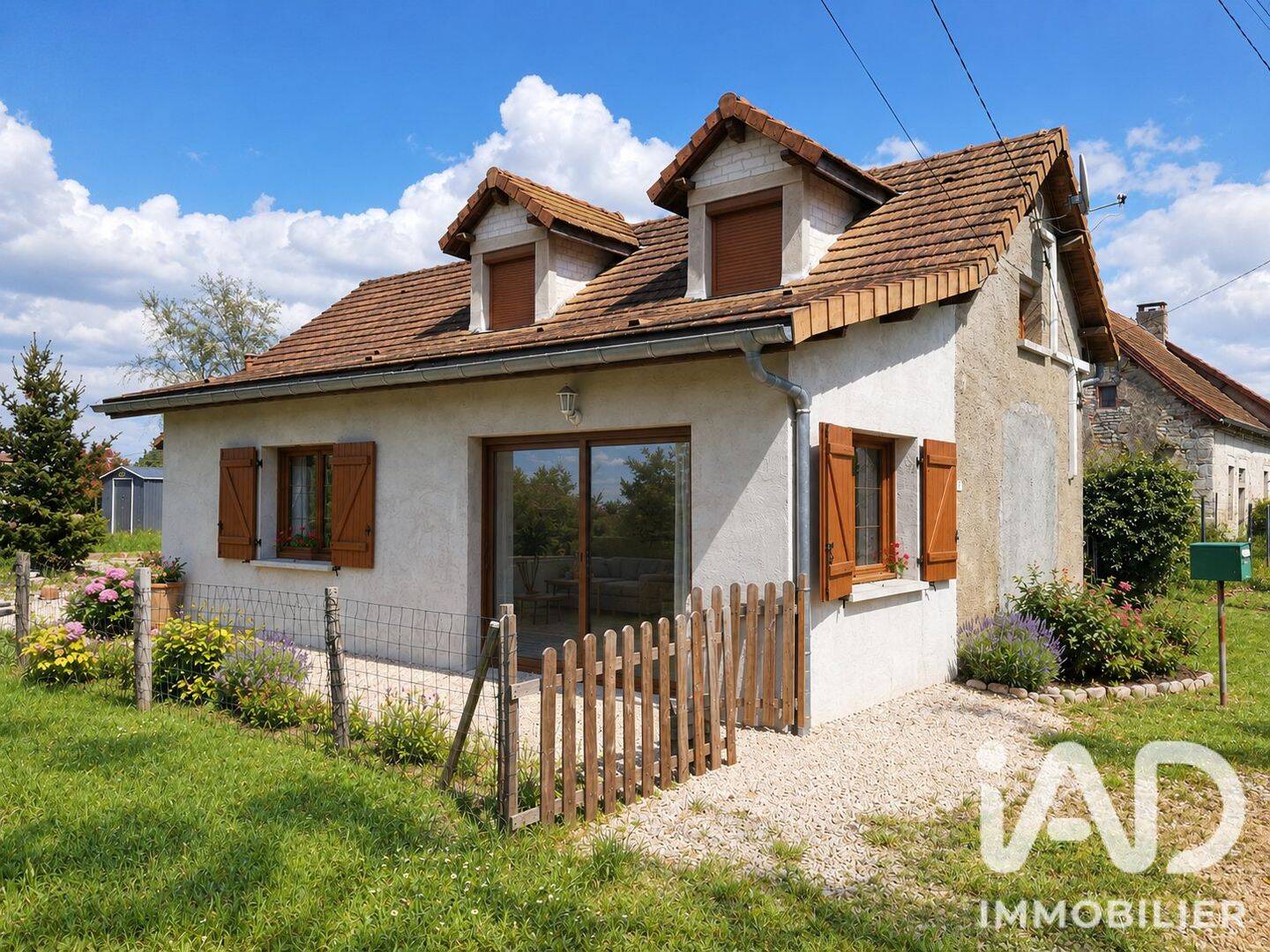 Maison 5 pièces 120 m² · à Saint-Loup-Géanges · 120 m² · 180 000 €