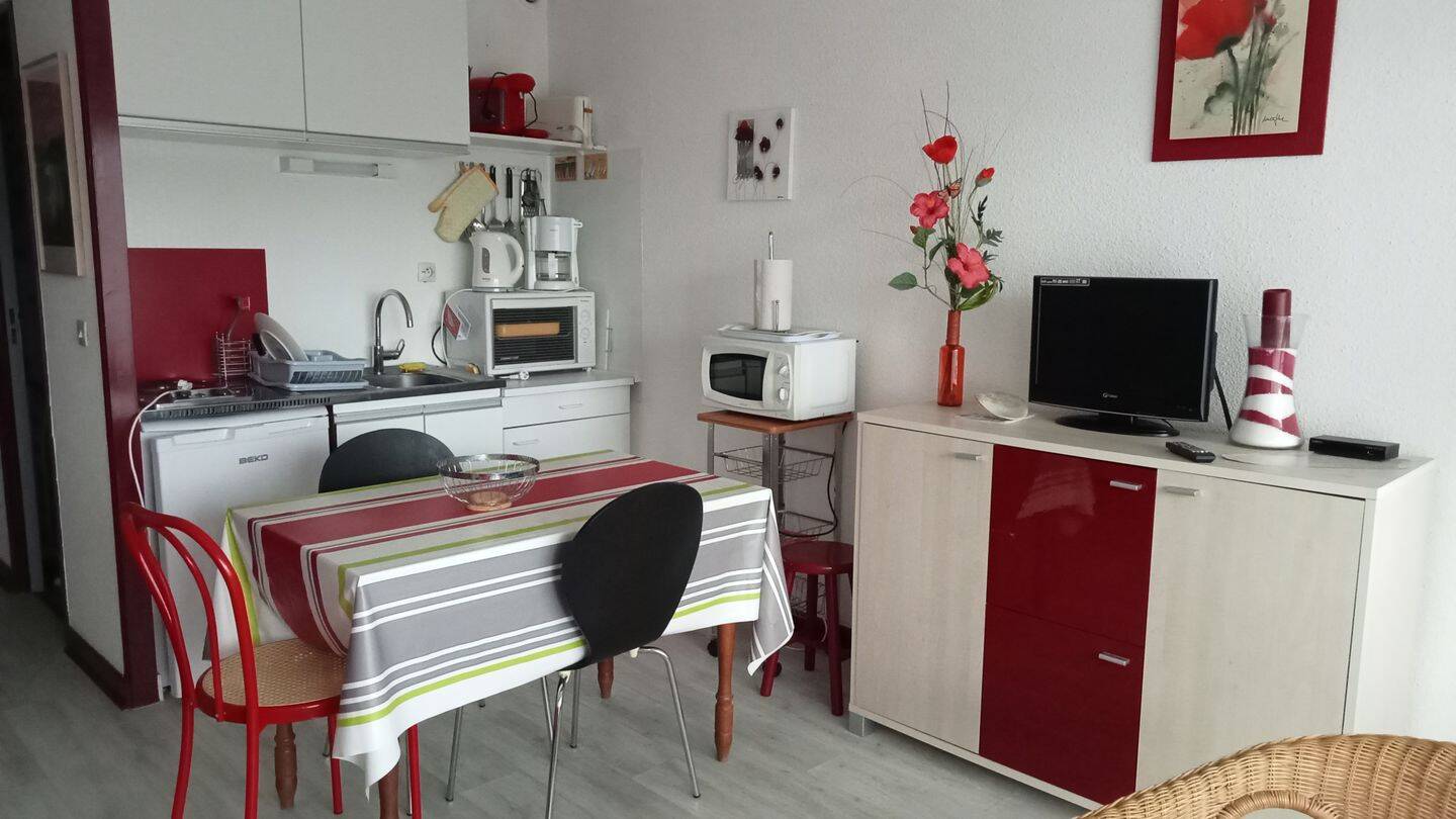 Appartement 1 pièce 24 m² · à Perros-Guirec · 23,7 m² · 485 €