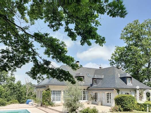 Maison à vendre 475 000 € 8 pièces 5 chambres 350 m² 8 275 m² de terrain Ormeau-Figarol Tarbes 65000