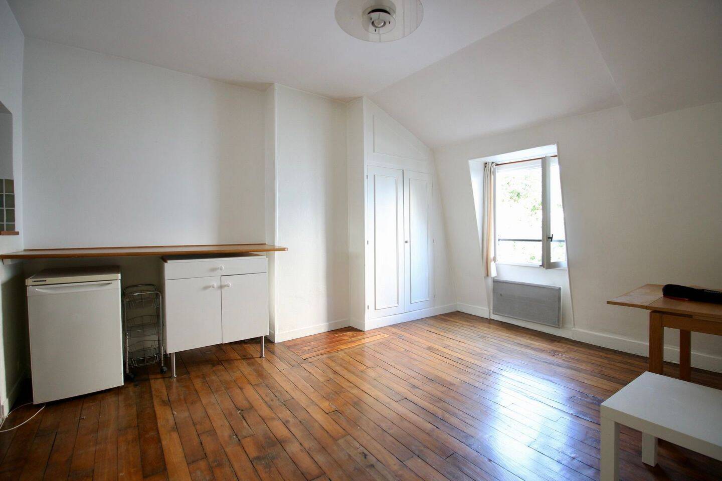 Appartement 2 pièces 37 m² · à Paris 17ème Arrondissement · 37 m² · 1 279 €