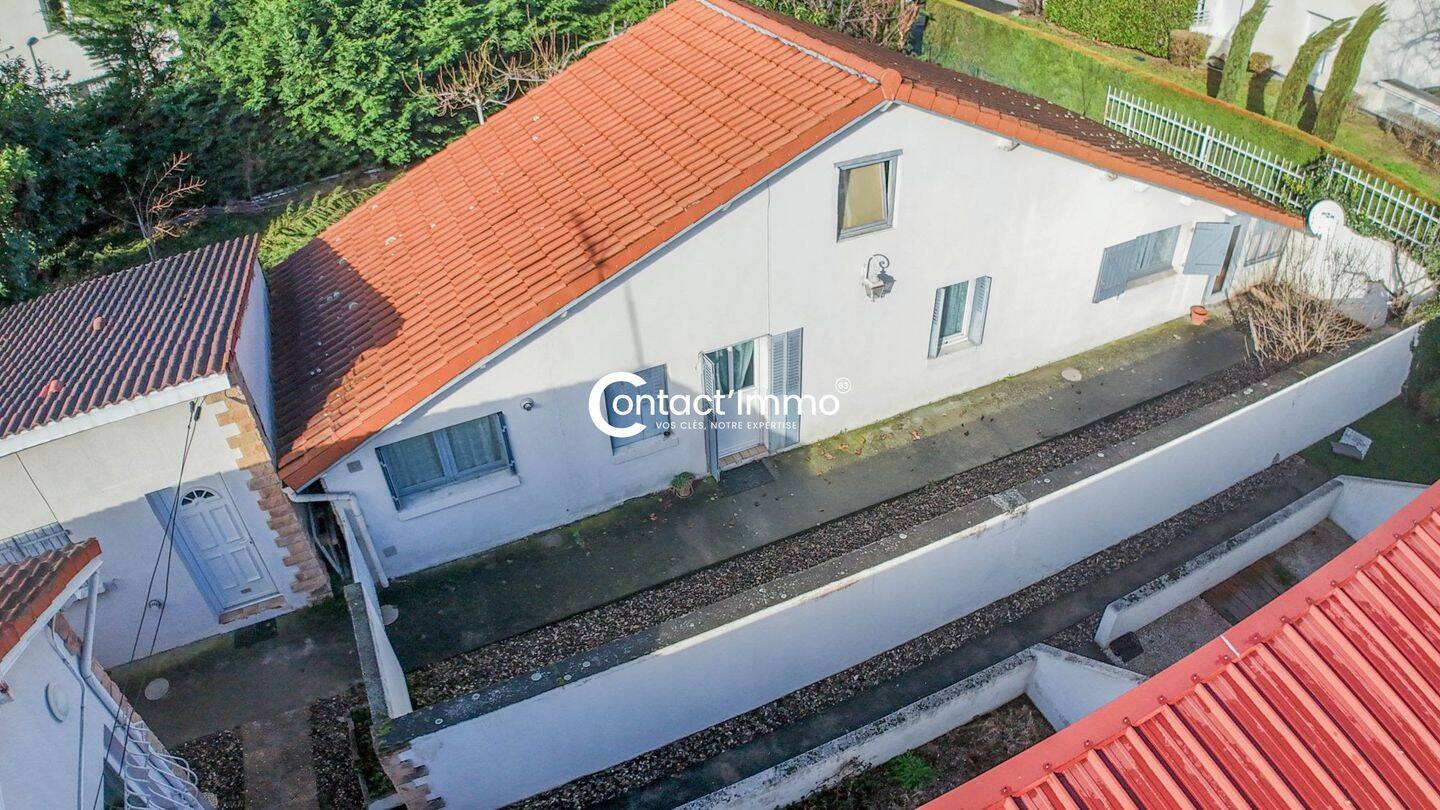 Maison 3 pièces 77 m² · à Clermont-Ferrand · 77 m² · 109 000 €