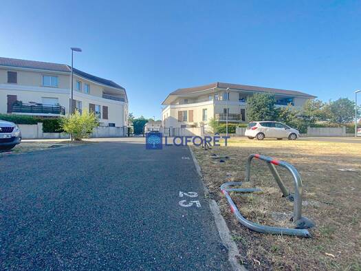 Parking à vendre 6 000 € Saint-Pierre-du-Perray 91280