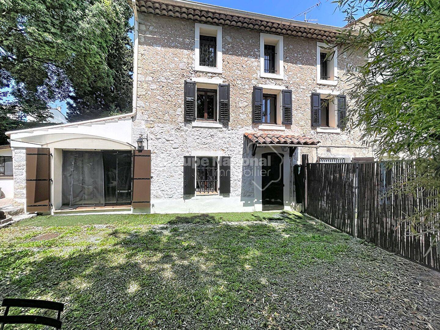 Maison 5 pièces 171 m² · à Grasse · 171 m² · 575 000 €