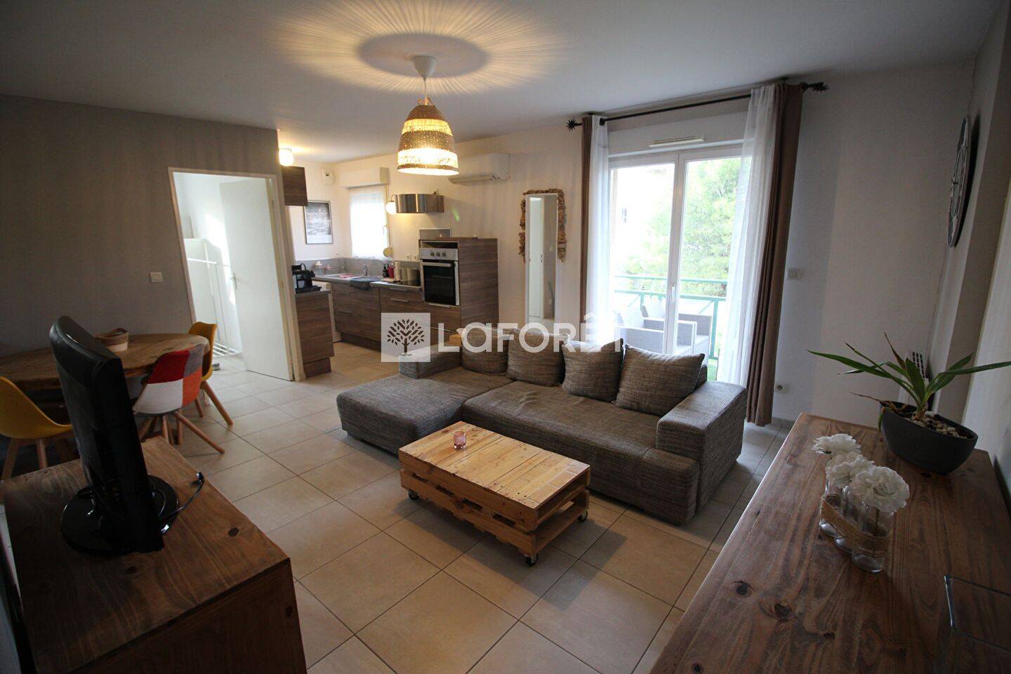 Appartement 2 pièces 60 m² · à Vitrolles · 59,6 m² · 798 €/mois