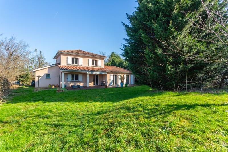 Maison 6 pièces 135 m² · à La Tour-de-Salvagny · 135 m² · 597 313 €