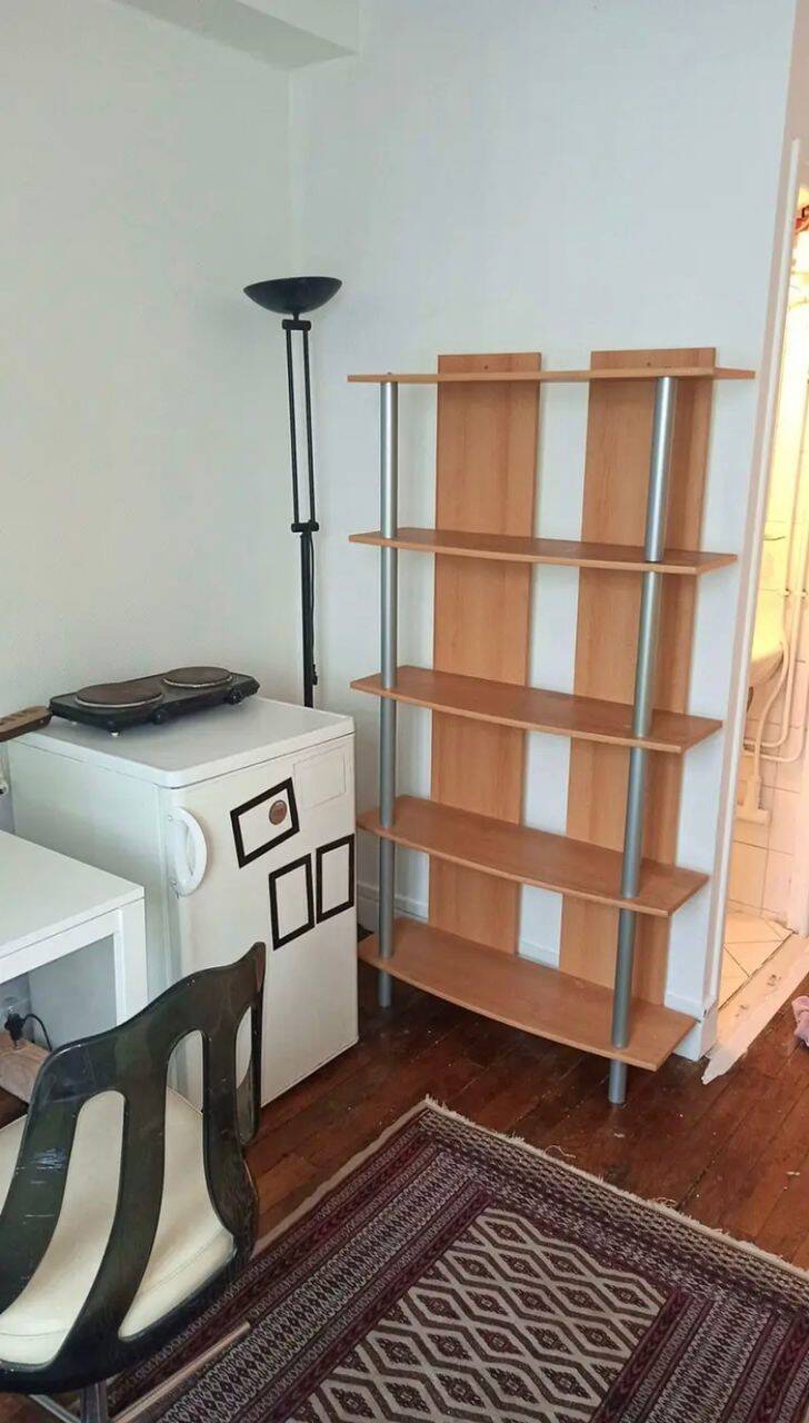 Appartement 1 pièce 10 m² · à Paris 7ème Arrondissement · 10 m² · 400 €