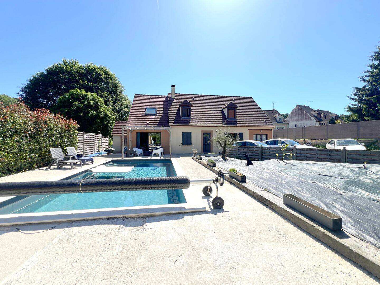 Maison 7 pièces 168 m² · à Abondant · 168 m² · 450 000 €