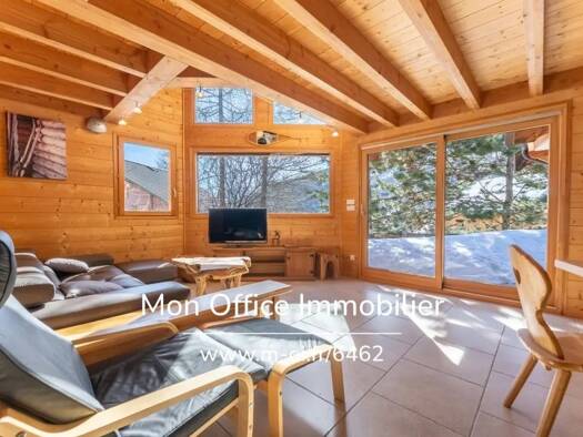 Chalet à vendre 1 499 000 € 5 pièces 4 chambres 183 m² 500 m² de terrain Saint-Chaffrey 05330