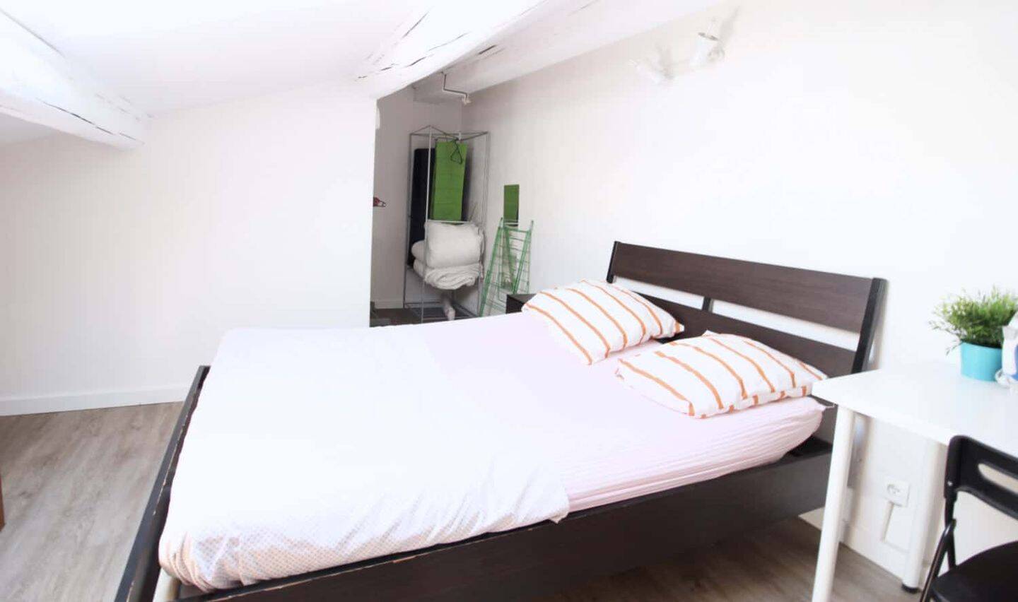 1 pièce 15 m² · à Marseille 6ème Arrondissement · 15 m² · 534 €/mois